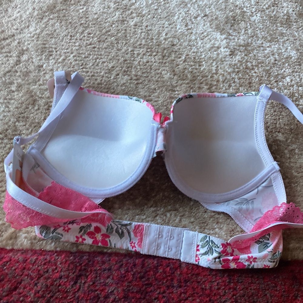 Bra - Picture 5 of 7